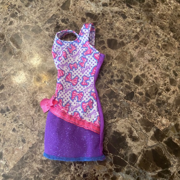 7 Short Barbie Dresses - Picture 11 of 15